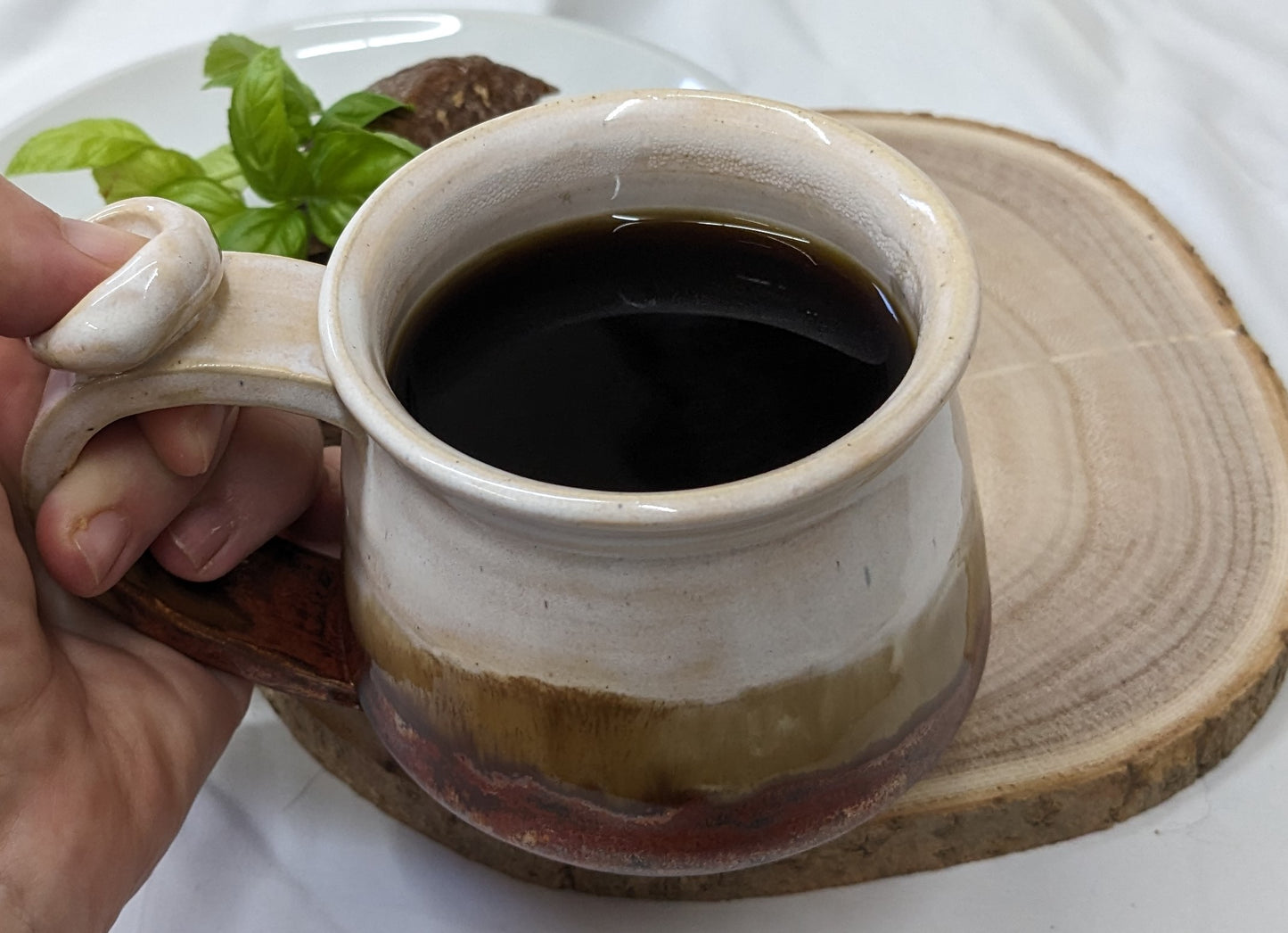 Rustikk Keramikkrus i Krem, Brun og Kobber