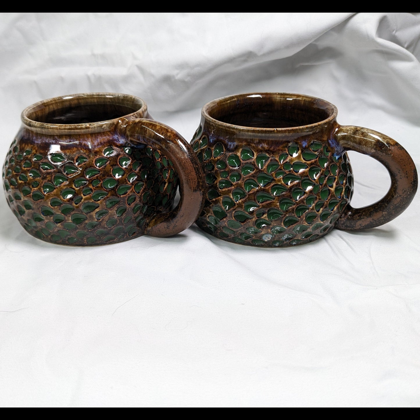 Rund Retro Krus - grønne prikker