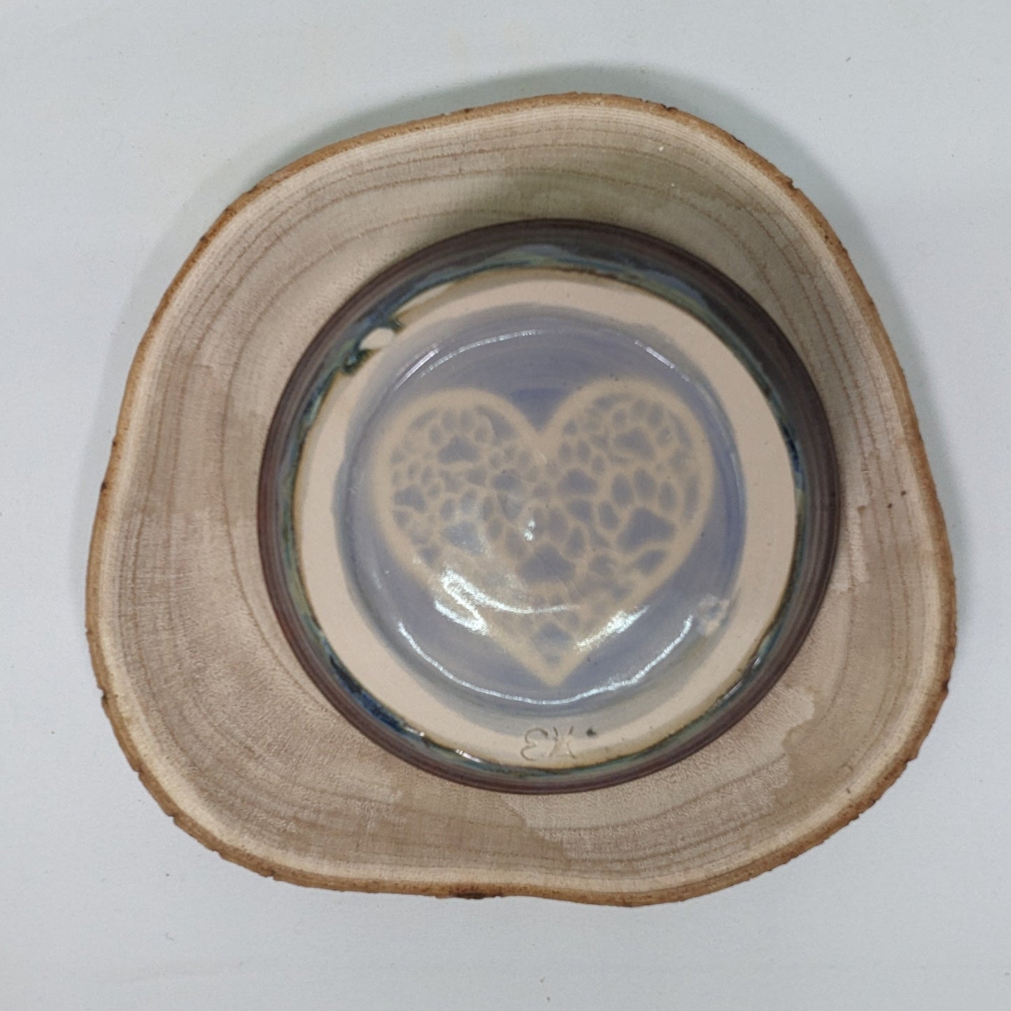 Keramikkskål i lysegrønn og rosa