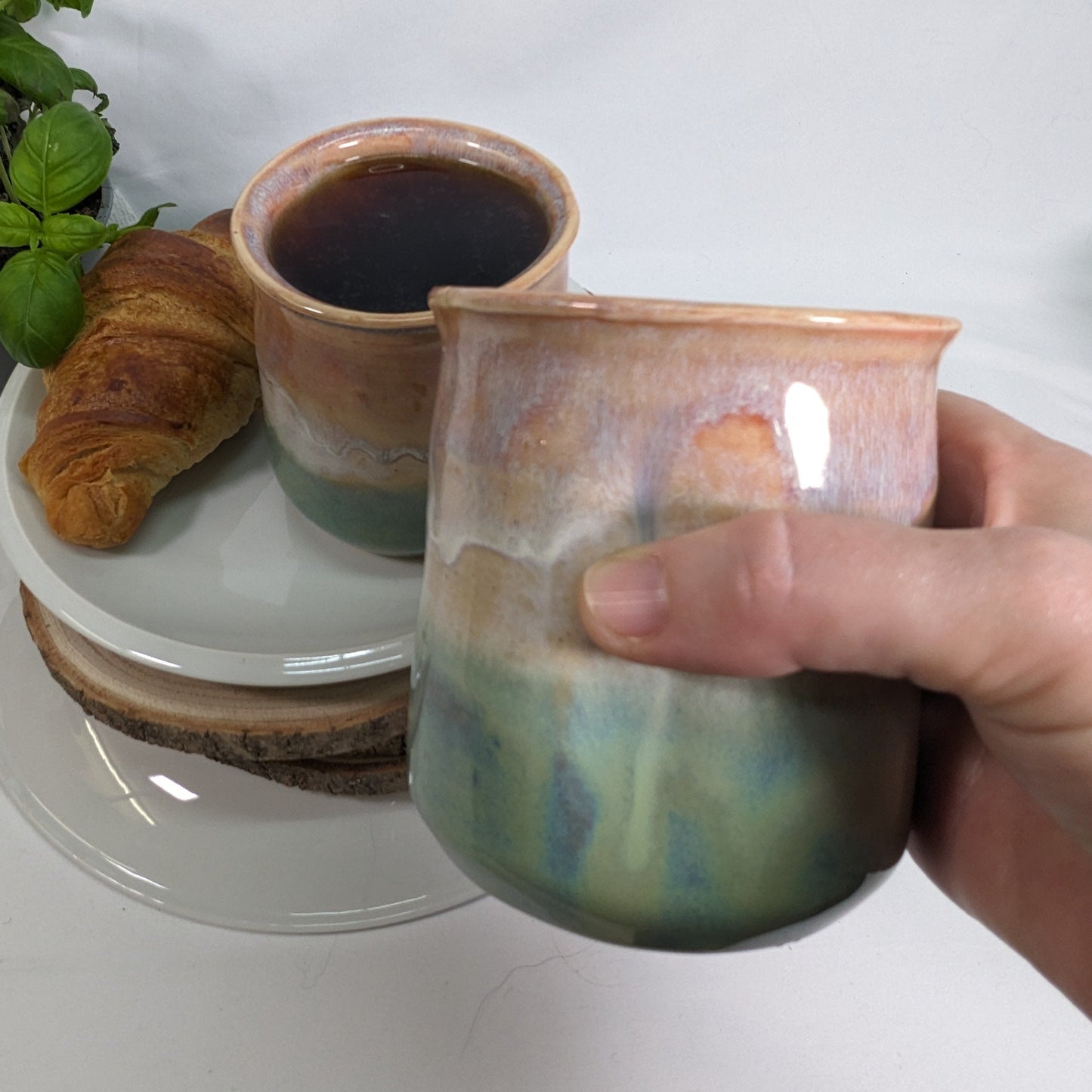 Rosa og Pastellgrønn Akvarell Håndtaksløs Kopp