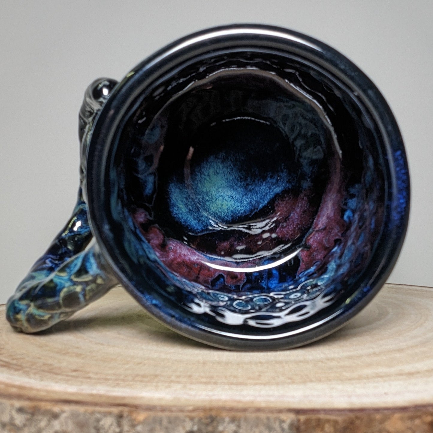 DragonScale Mug – Håndlaget keramisk krus