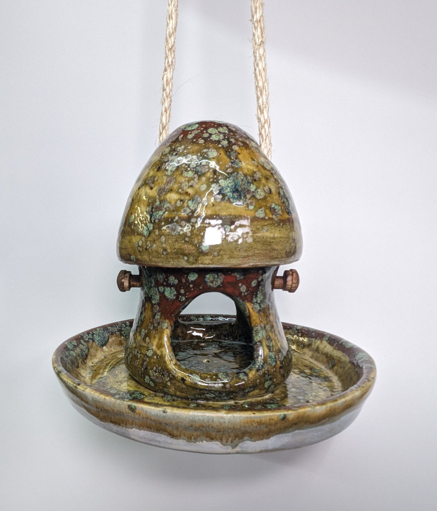 Handmade Mushroom Bird Feeder – "Lavstein" Glaze