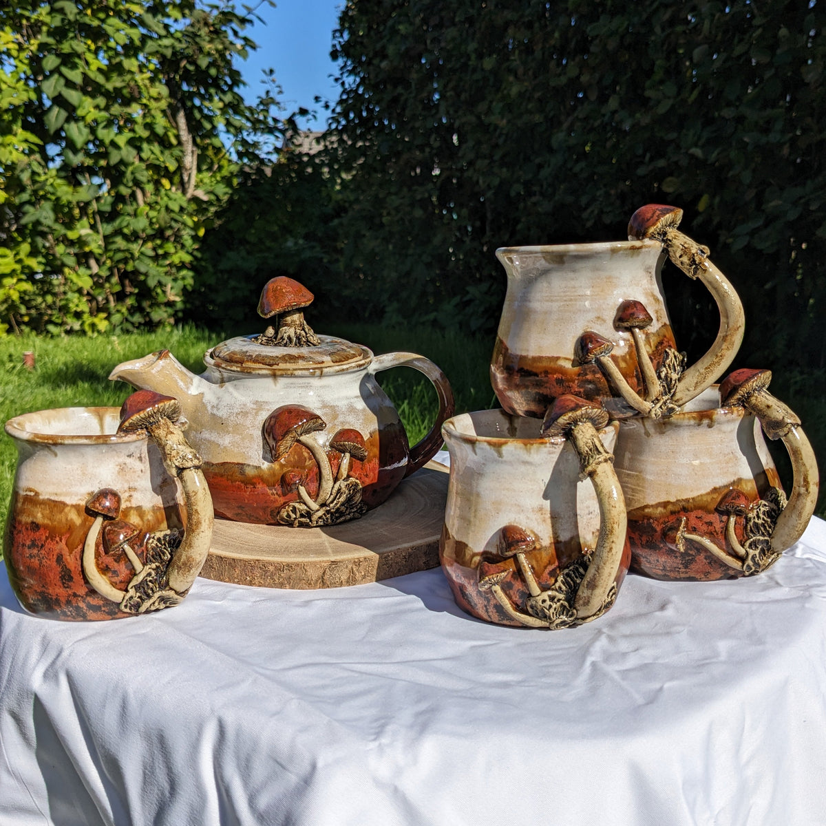 Håndlaget keramisk sopptekanne – Ancient Copper | Mushroom Teapot