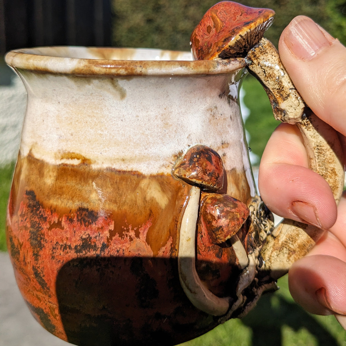 Håndlaget keramisk soppkrus – Ancient Copper | Mushroom Mug