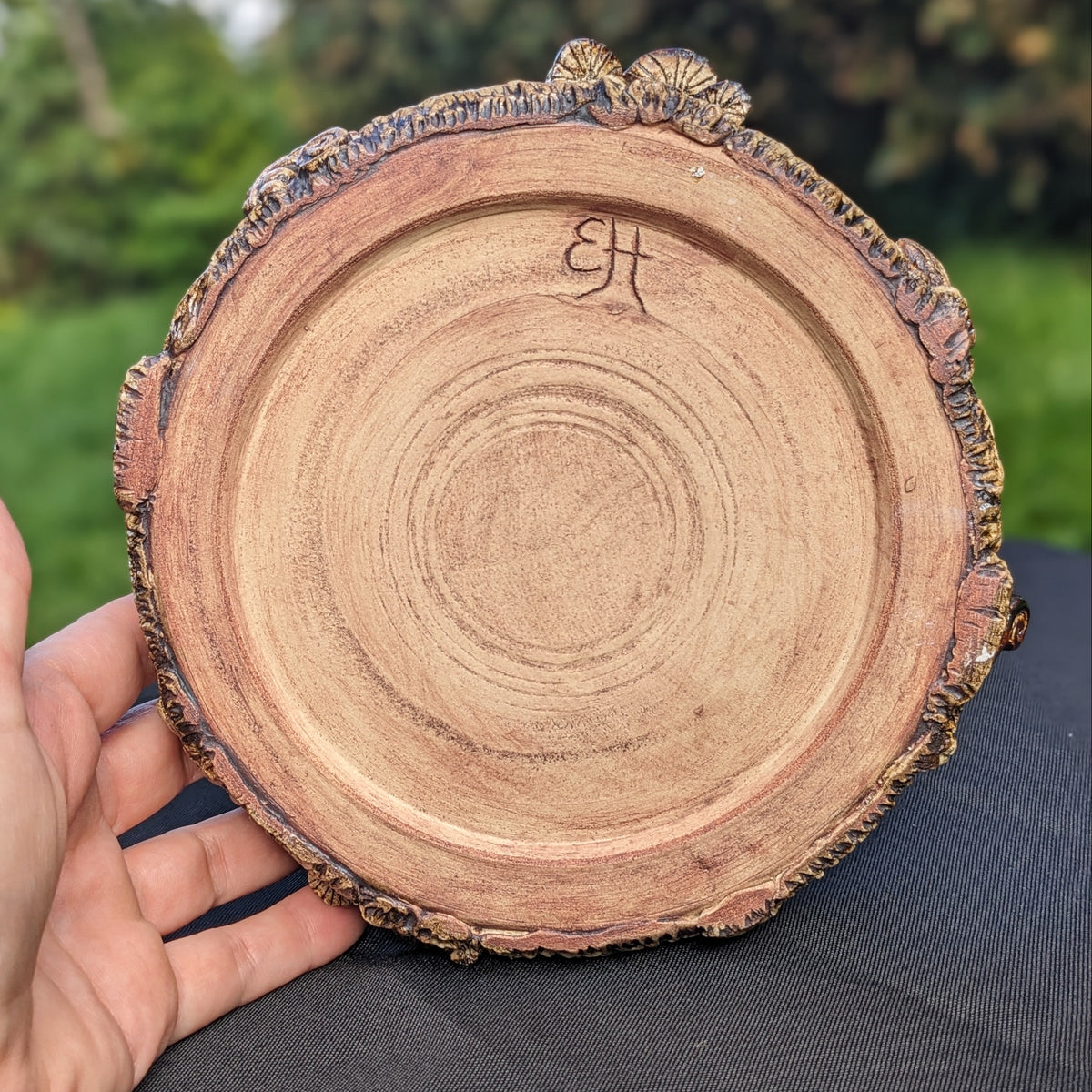 Forest Floor Bowl – håndlaget liten keramisk skål med sopper